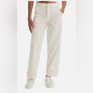 Uniqlo Straight-Leg Jeans in Off-White